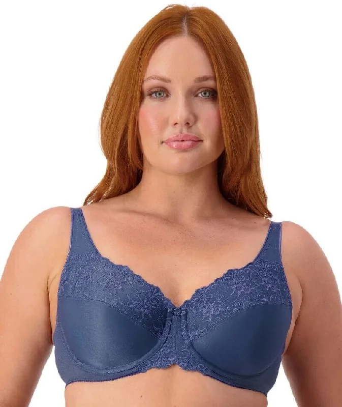 Super Bargain Triumph Embroidered Minimizer Bra - Indigo Blue