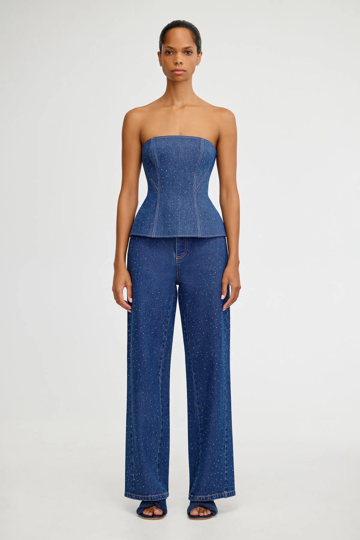 Unwind with Weekend Discounts JUNO JEAN