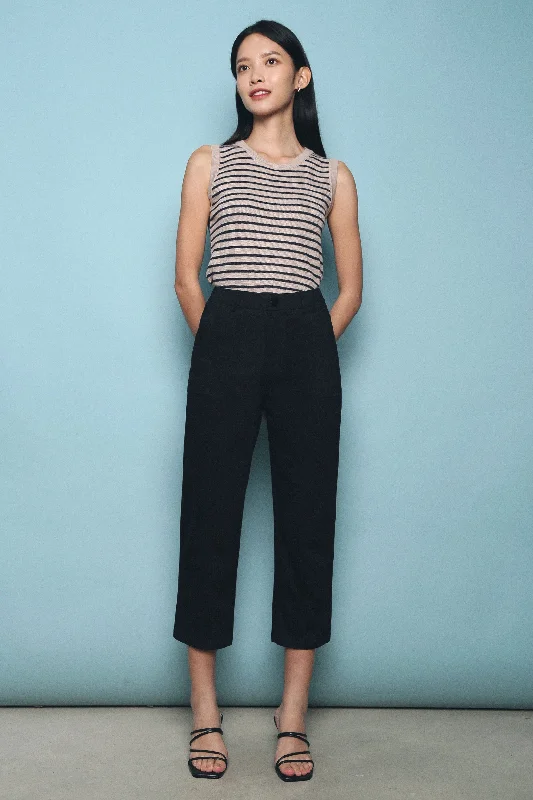 Markdown Madness Roy Capri Pants Black