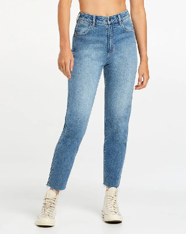 Weekend Deals That Impress Drew Jean