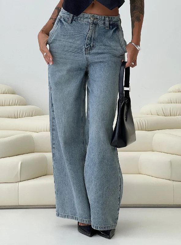 Weekend Shopping Extravaganza Jewelz Wide Leg Jeans Light Wash
