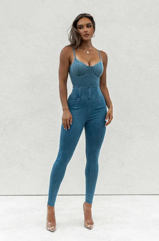 Huge Discounts Medium Wash ALICE HIGH WAISTED JEANS