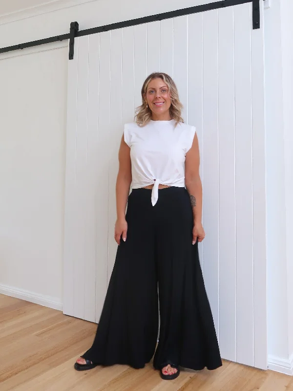 Weekend Extravaganza: Shop Now Ollie Pants - Black