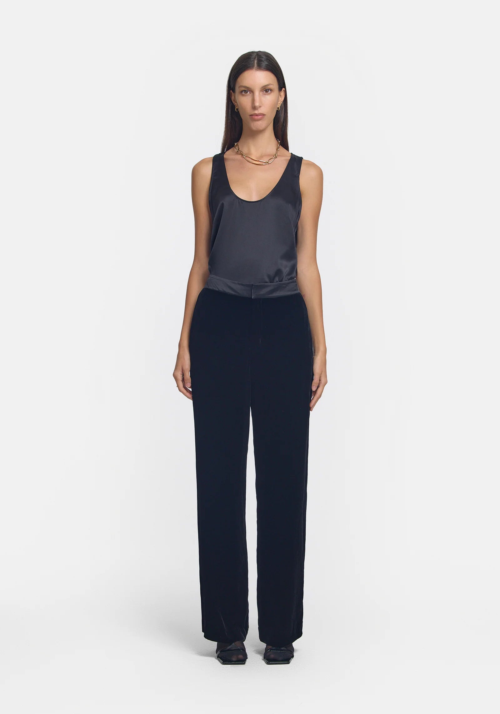 Weekend Bargains to Celebrate Windsor Pant