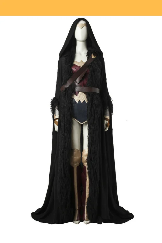 Online Exclusive Wonder Woman Faux Fur Cloak With Belt Set Cosplay Costume